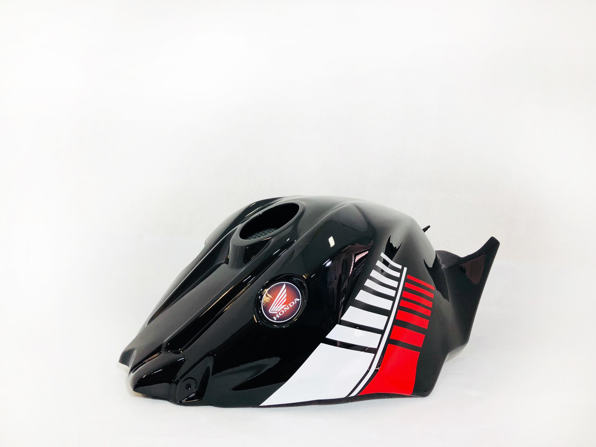 Honda Race Fairings – Custom Painted Design 16 - Image 3