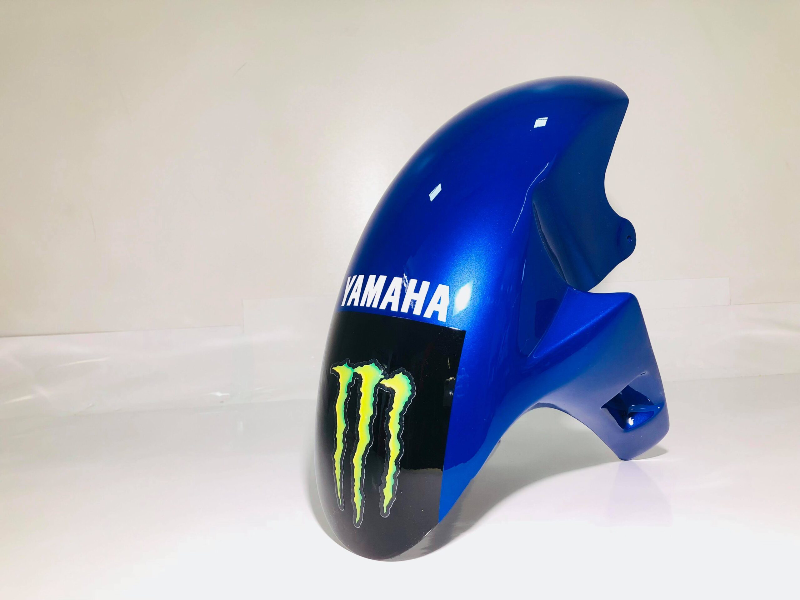 Yamaha Race Fairings – Custom Painted Design 12 - Image 5