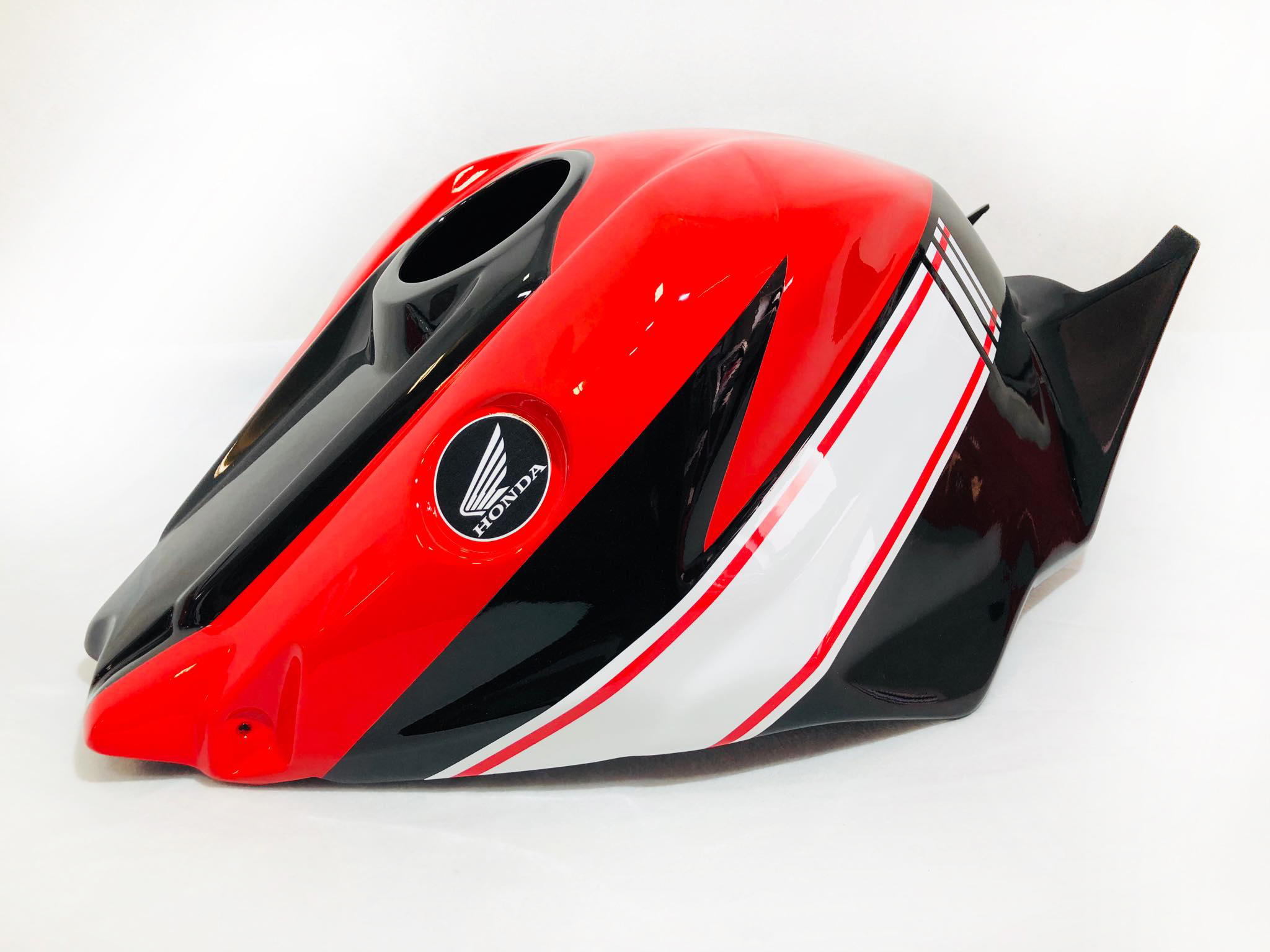 Honda Race Fairings – Custom Painted Design 11 - Image 3
