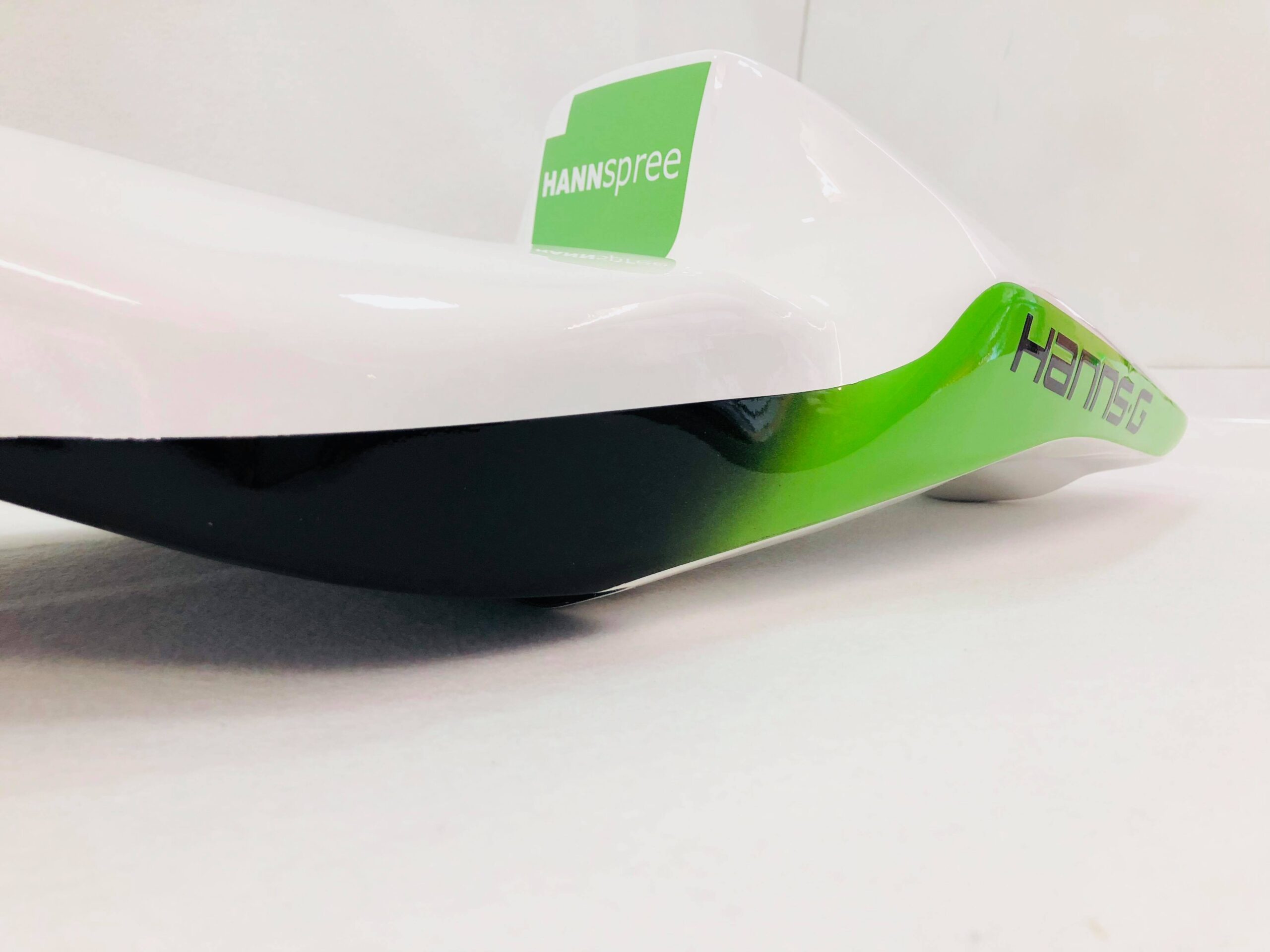 Honda Race Fairings – Custom Painted Design 15 - Image 7