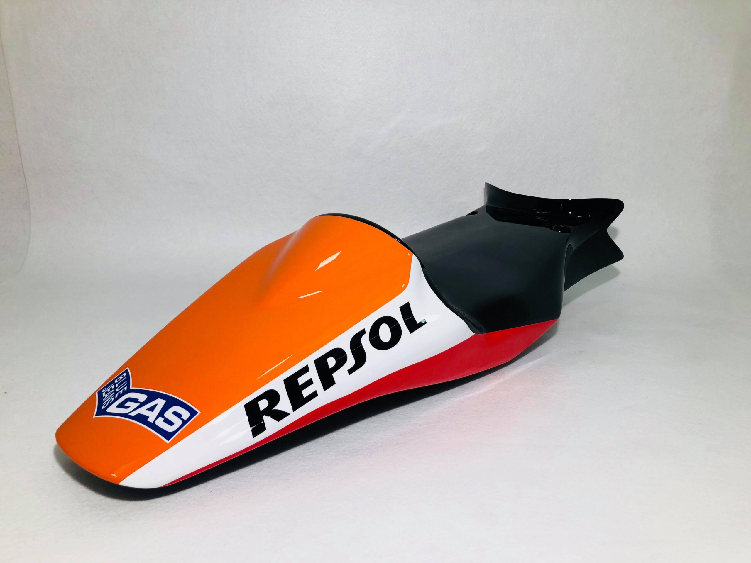 Honda Race Fairings – Custom Painted Design 18 - Image 6