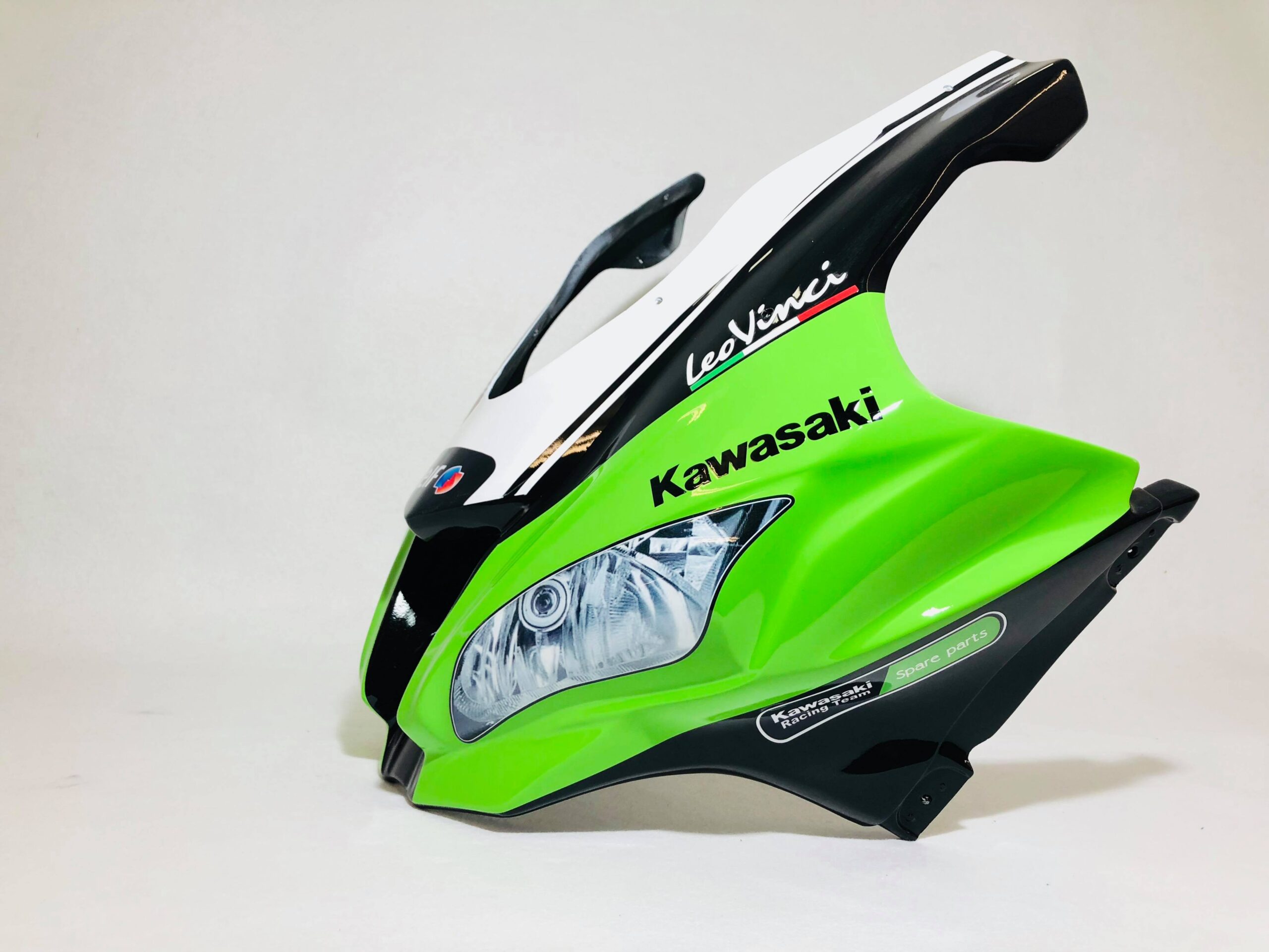 Kawasaki Race Fairings – Custom Painted Design 7 - Image 7