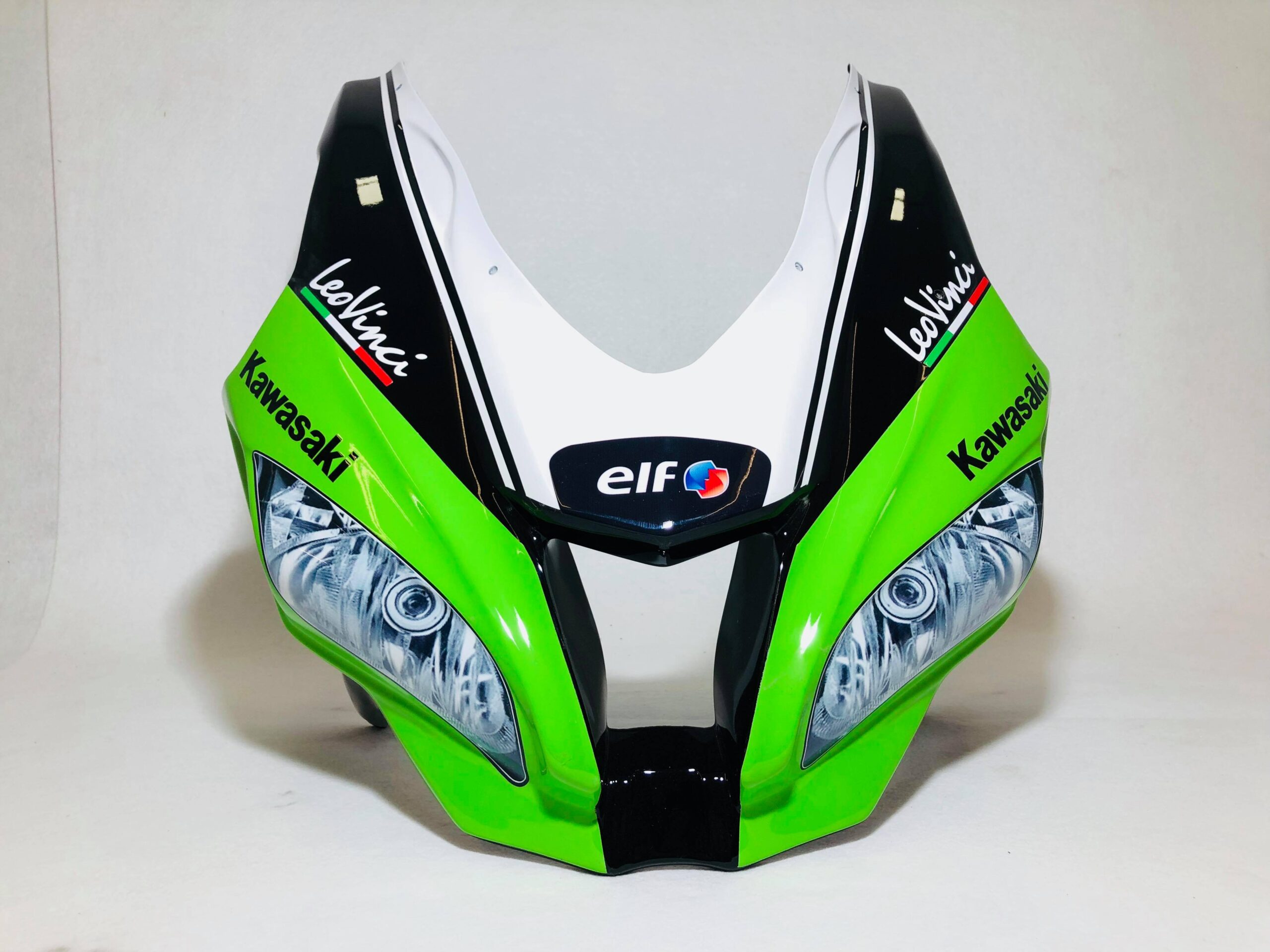 Kawasaki Race Fairings – Custom Painted Design 7 - Image 3