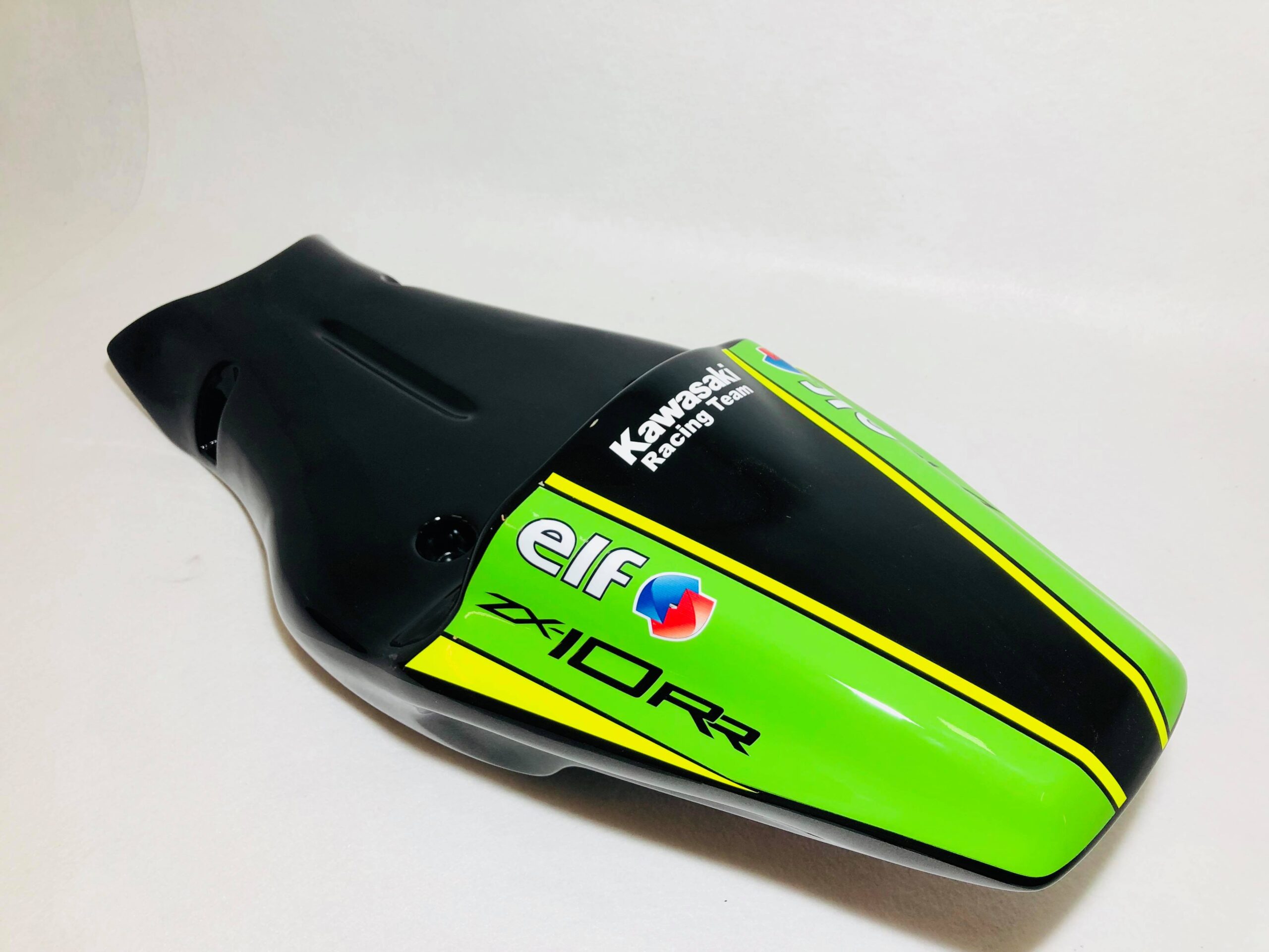 Kawasaki Race Fairings – Custom Painted Design 5 - Image 6