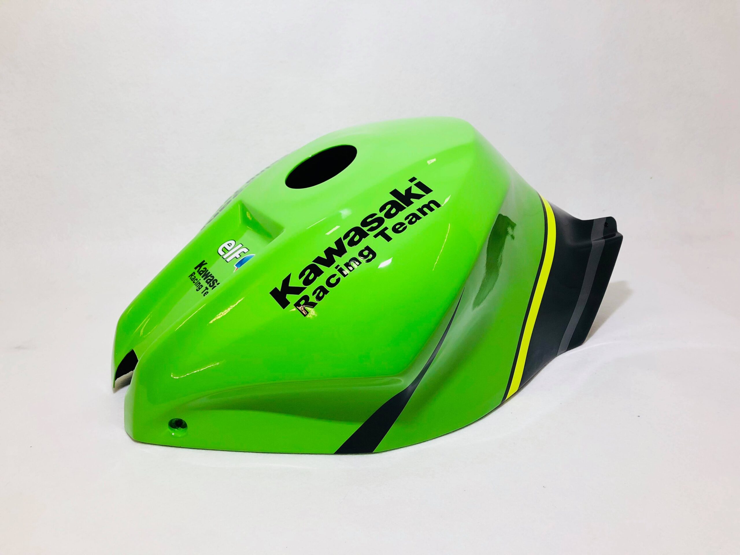 Kawasaki Race Fairings – Custom Painted Design 6 - Image 3
