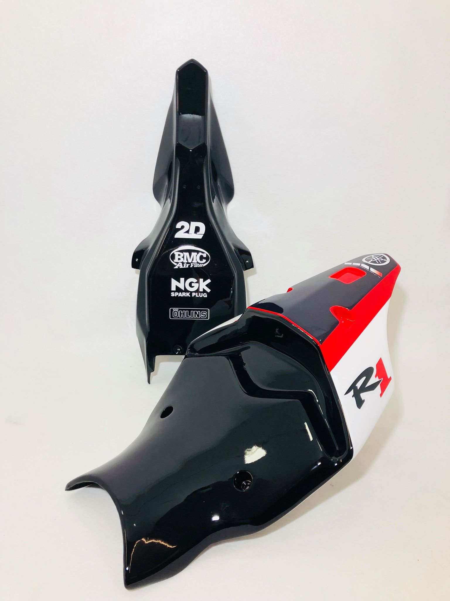Yamaha Race Fairings – Custom Painted Design 17 - Image 5