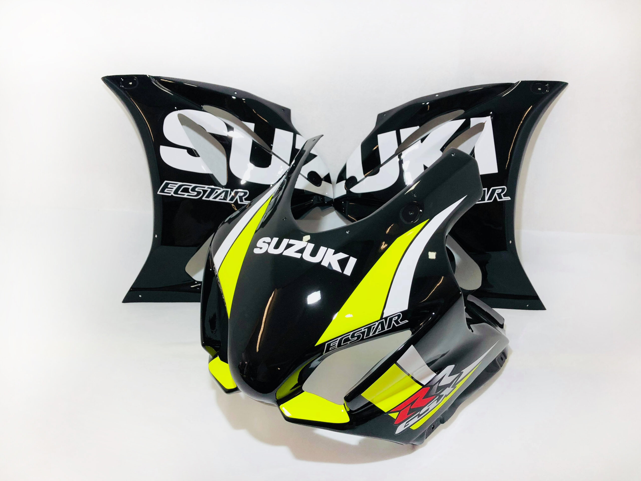 Suzuki Race Fairings – Custom Painted Design 7