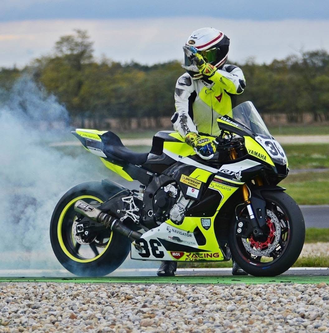 Aleš Senekovič motorcycle racer number 33