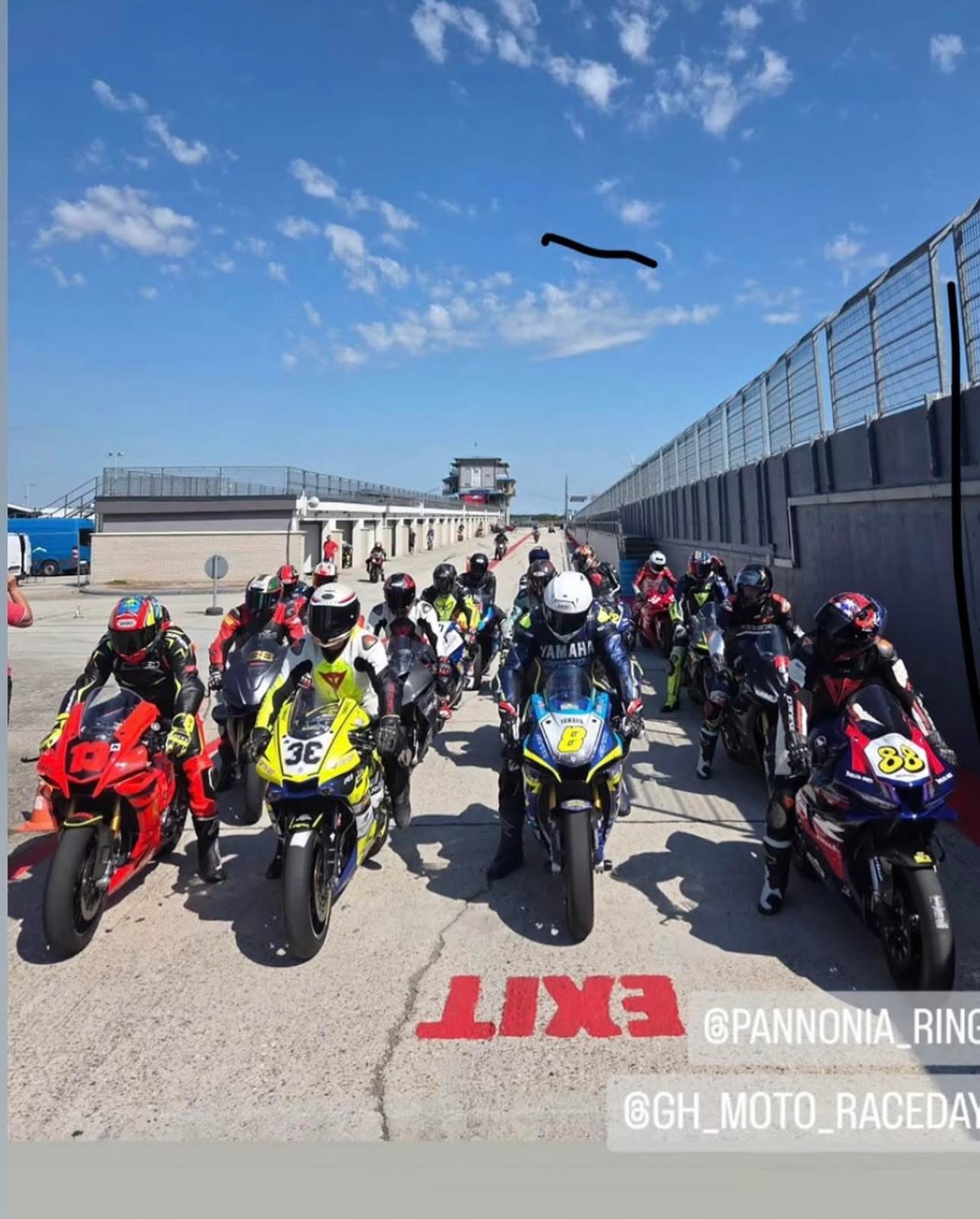 Motorcycle racers on the grid